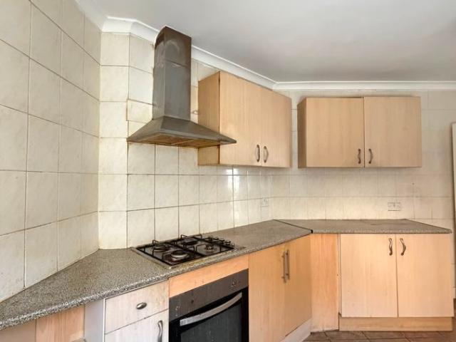 House for rent in Manor Park, Greater London