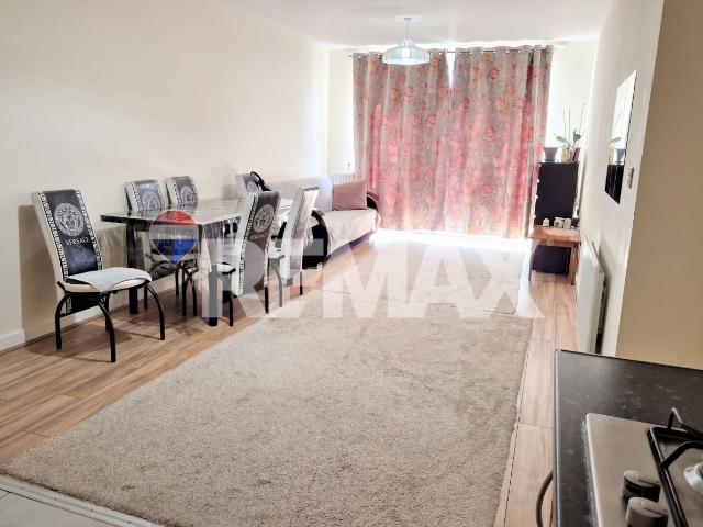 Apartment for rent in Maryland, Greater London