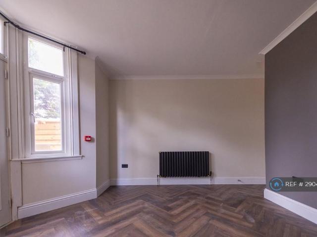 Apartment for rent in Stratford Marsh, Greater London