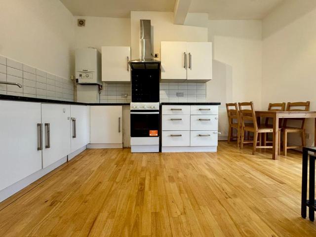 Apartment for rent in London Borough of Newham, Greater London