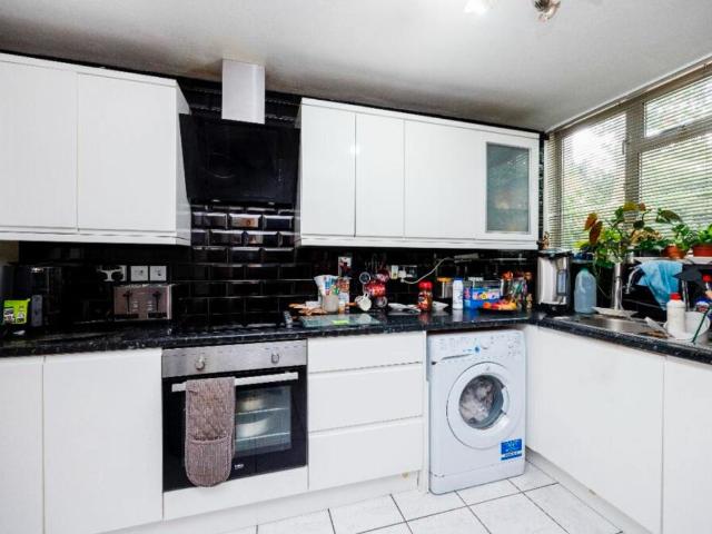 House for rent in Manor Park, Greater London