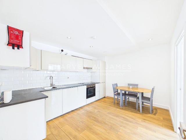 House for rent in Maryland, Greater London