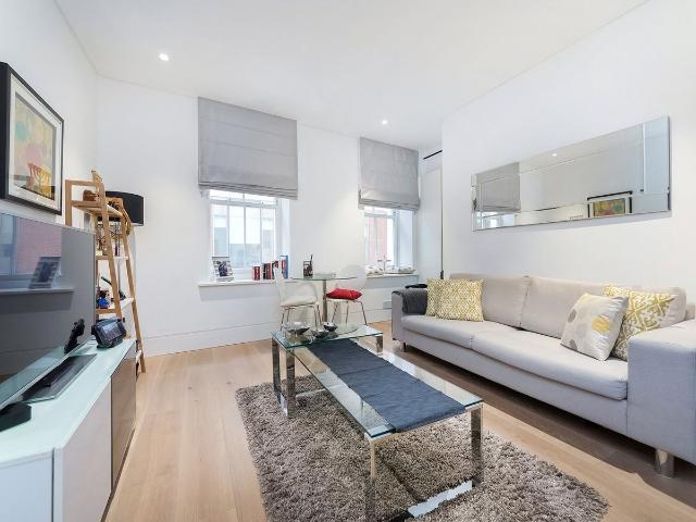 Apartment for rent in Soho, Greater London