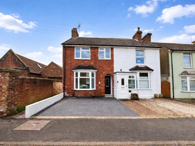 House for rent in Willesborough, Bridgefield
