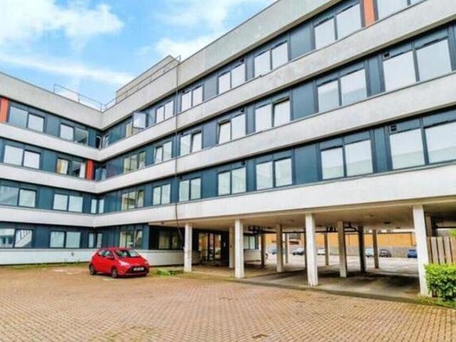 House for sale in Barton Stacey, Hampshire