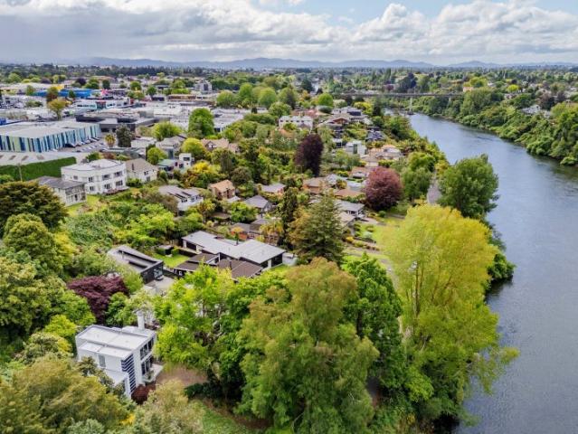 House for sale in Hamilton City