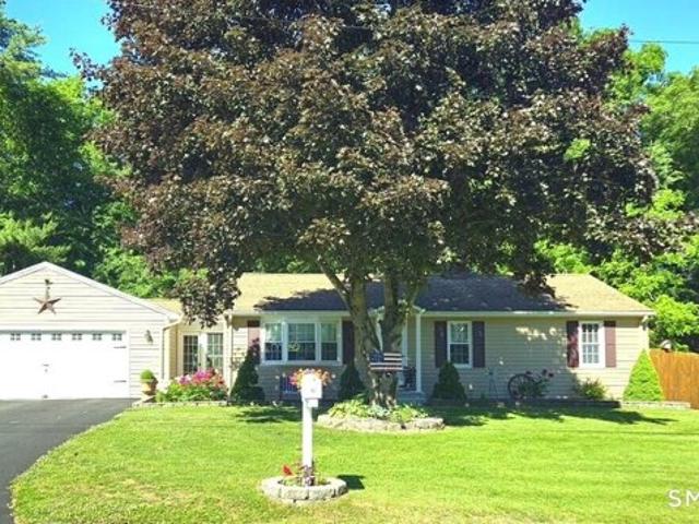 House for sale in Plymouth, Connecticut