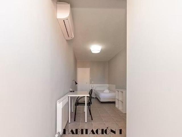 Casa en alquiler en Usera, Madrid