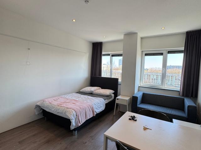 Studio te huur in Amsterdam, Buitenveldert