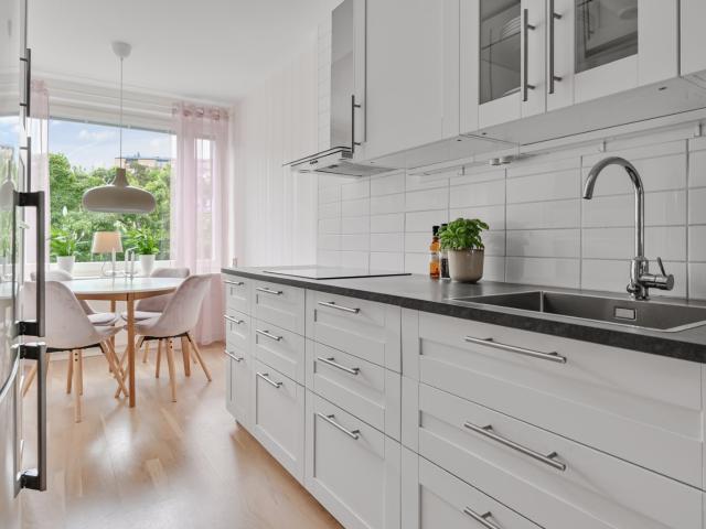 Bostadsrätt till salu i Kallhäll, Stockholm
