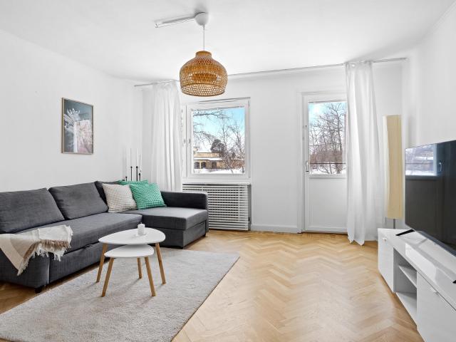 Bostad till salu i Kallhäll, Stockholm