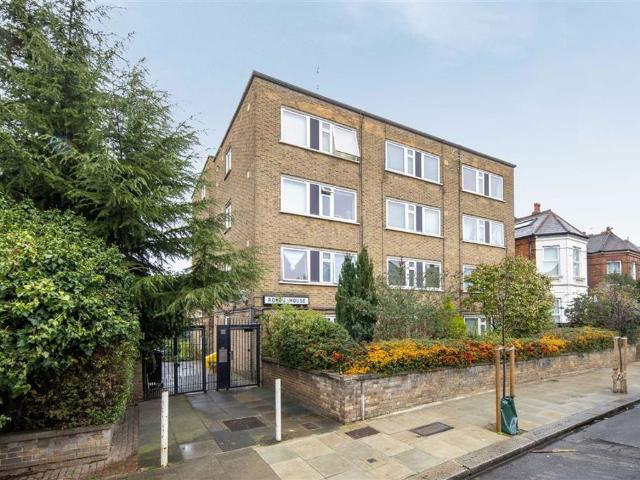 Apartment for rent in Kilburn, Greater London
