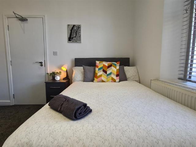Room for rent in Merrivale, West Midlands