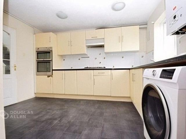 House for rent in Lee Chapel, Essex