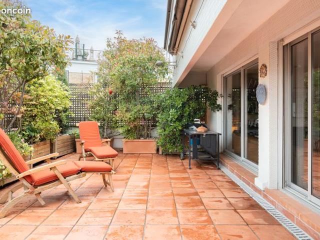Appartement vente à Paris, Île-de-France