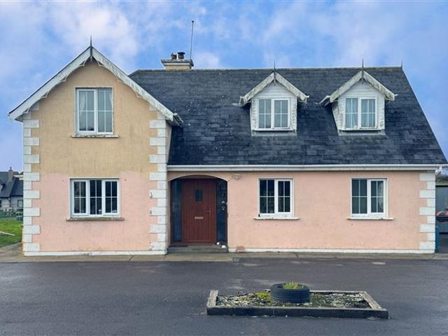 Detached House for sale in Loch Garman, North Tipperary