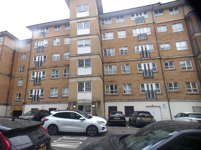 Apartment for rent in Colindale, Greater London