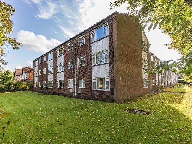 Apartment for rent in Sale Moor, Trafford Park