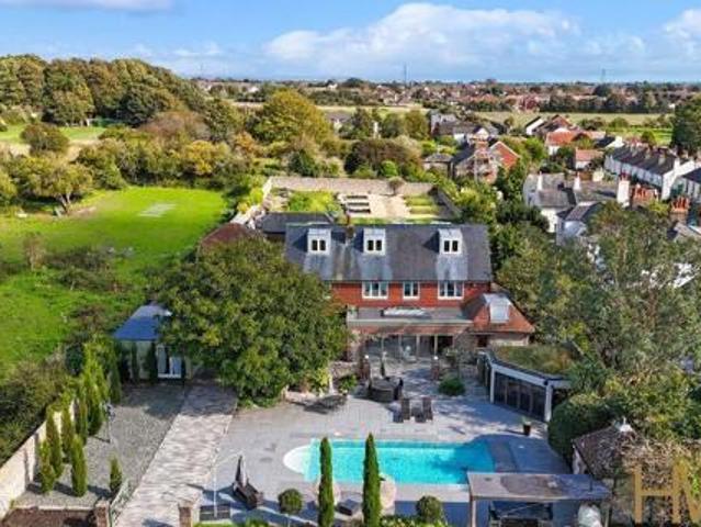 House for sale in Worthing, West Sussex