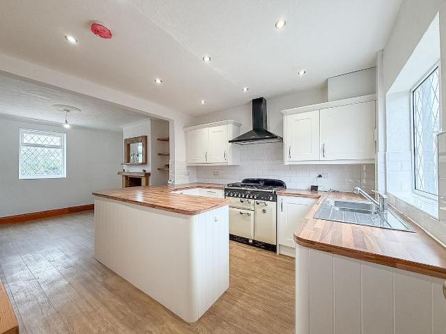 House for rent in Newton Hill, Wakefield