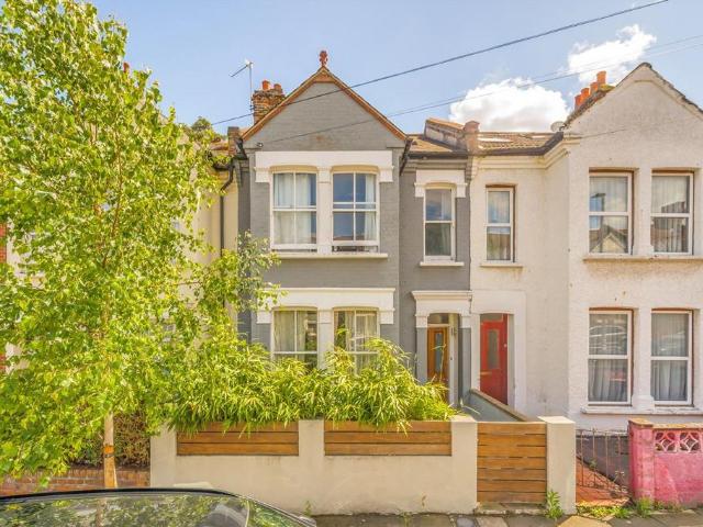 House for rent in Furzedown, Greater London