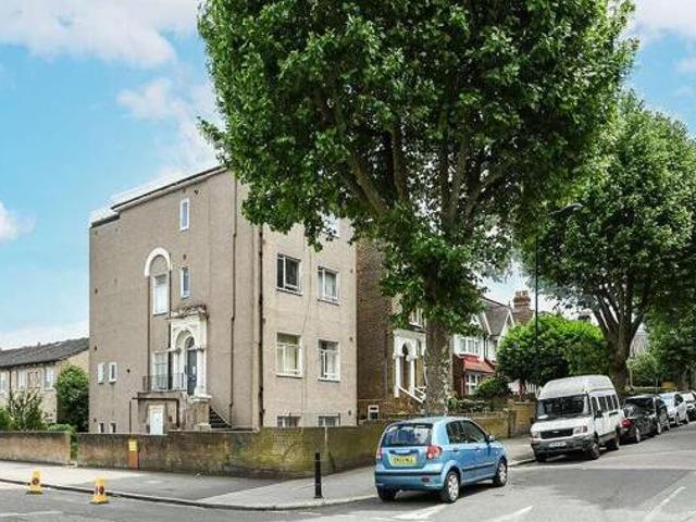 House for rent in Lyons, Greater London