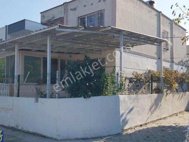 İskenderun içerisinde satılık Villa