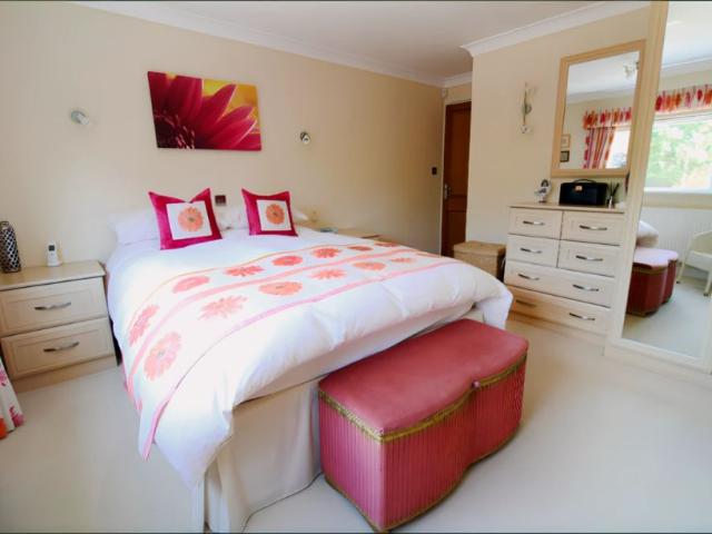 Room for rent in Cannon Park, West Midlands