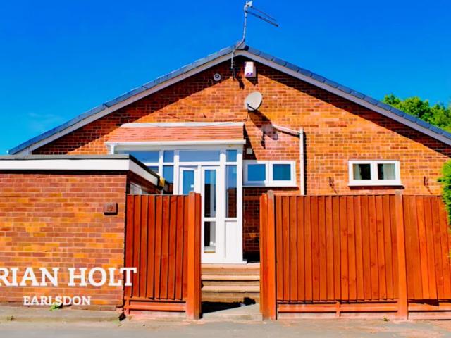 Room for rent in Cannon Park, West Midlands