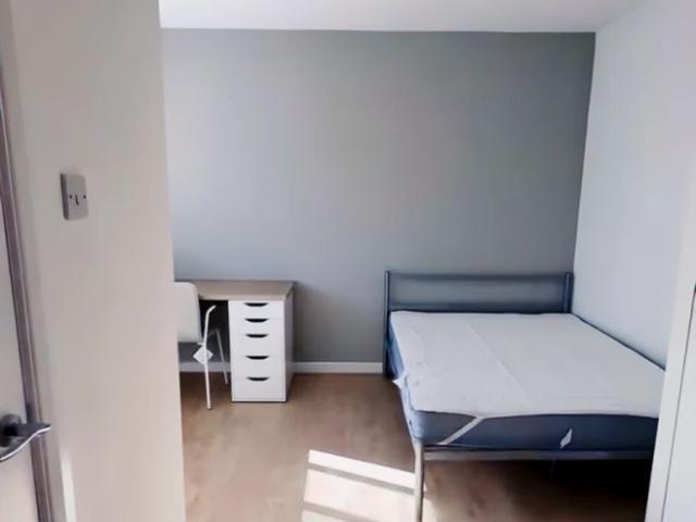 Room for rent in Cannon Park, West Midlands