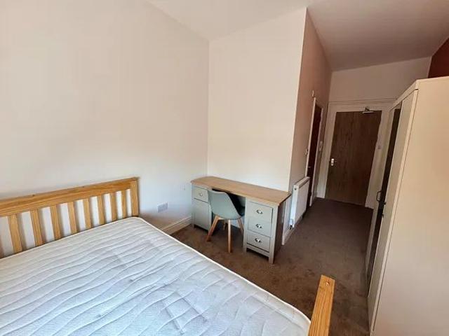 Room for rent in St Helens