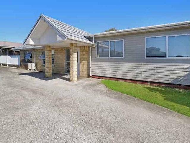 House for rent in Owhata, Oroua County