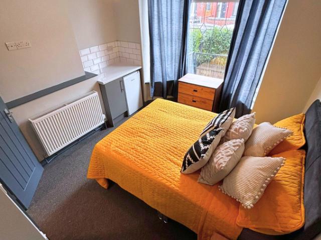 Room for rent in Wheatley, South Yorkshire