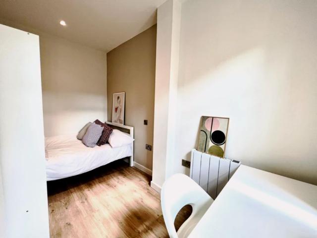 Room for rent in Norbiton, Greater London