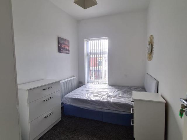 Room for rent in Westleigh, Wigan