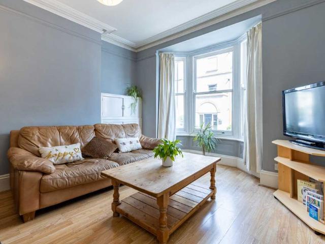 Room for rent in Golden Valley, Gloucestershire