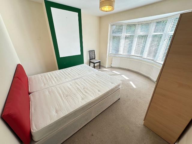 Room for rent in Spring Park, Luton