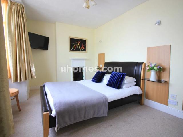 Room for rent in Brunswick