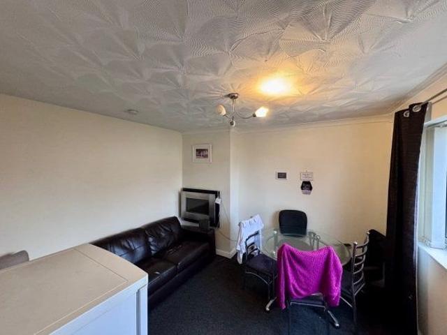 House for rent in Clifton, Haddon