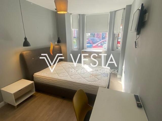 Room for rent in Ball Hill, West Midlands