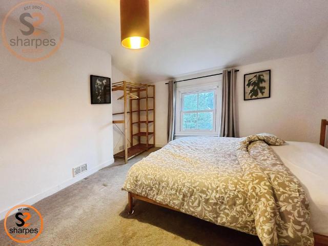 House for rent in London Borough of Merton, Merton Park