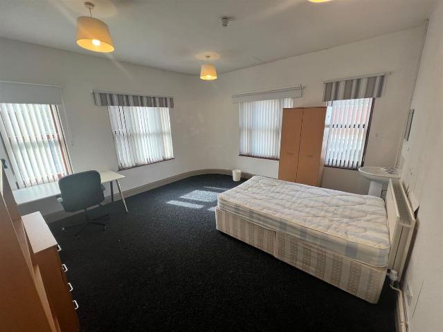 Room for rent in West Midlands