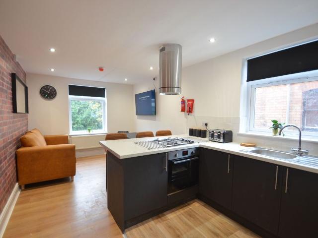 Room for rent in New Normanton, East Midlands
