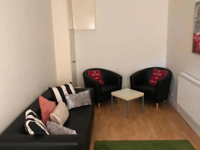 Room for rent in Woodside Park, Greater London