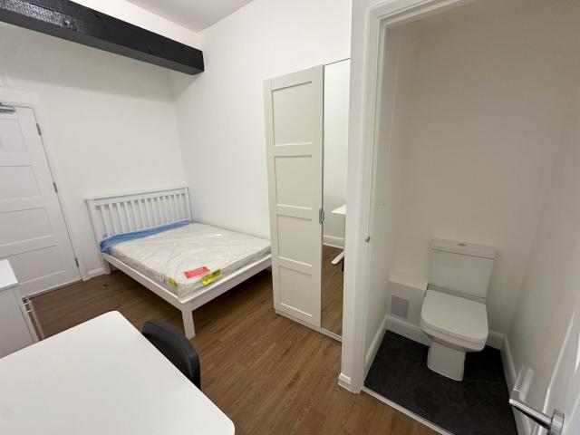 Room for rent in Midway, Kent