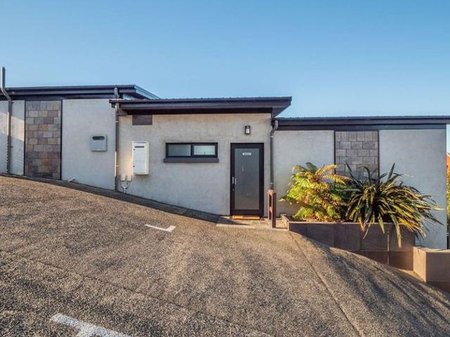 Apartment for rent in Otakou