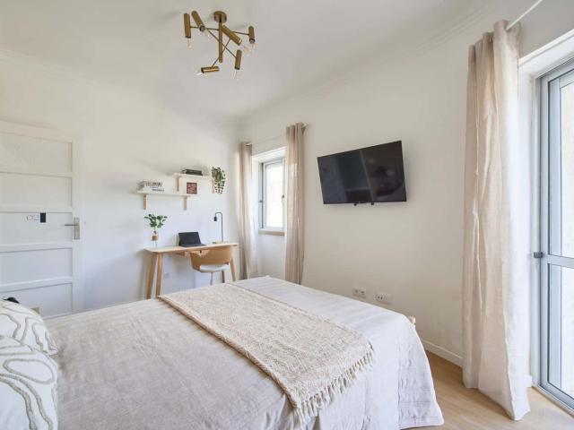 Quarto alugar em Damaia, Amadora