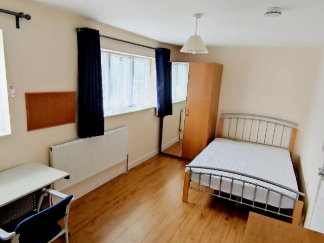 Room for rent in Canley Gardens, Coventry