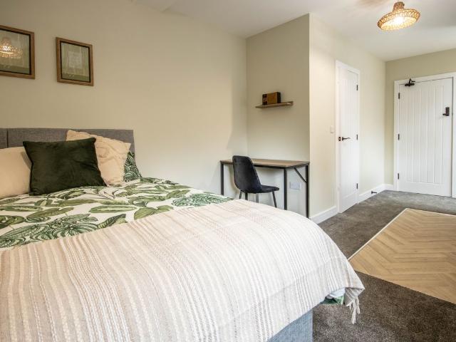 Apartment for rent in Caldermill, East Midlands