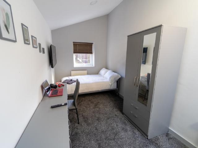 Studio for rent in Bournbrook, West Midlands